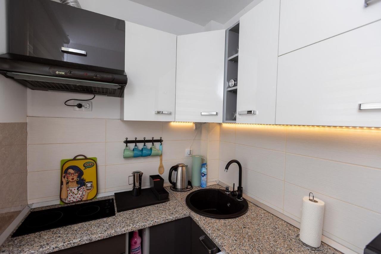 Apartment Self Check In 00-24 Mm Belgrado Exterior foto